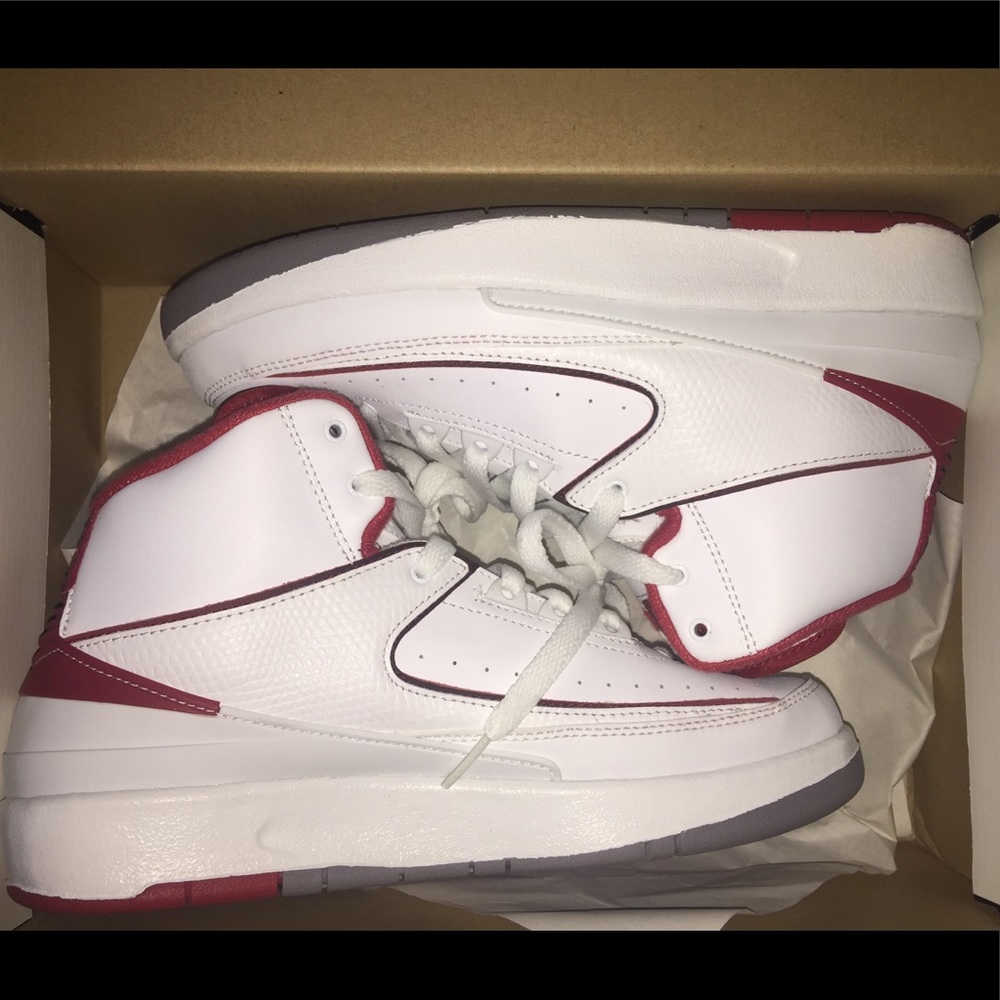 Air Jordan 2 Retro
